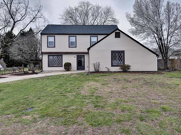 2nd image of 111 Telemark Dr