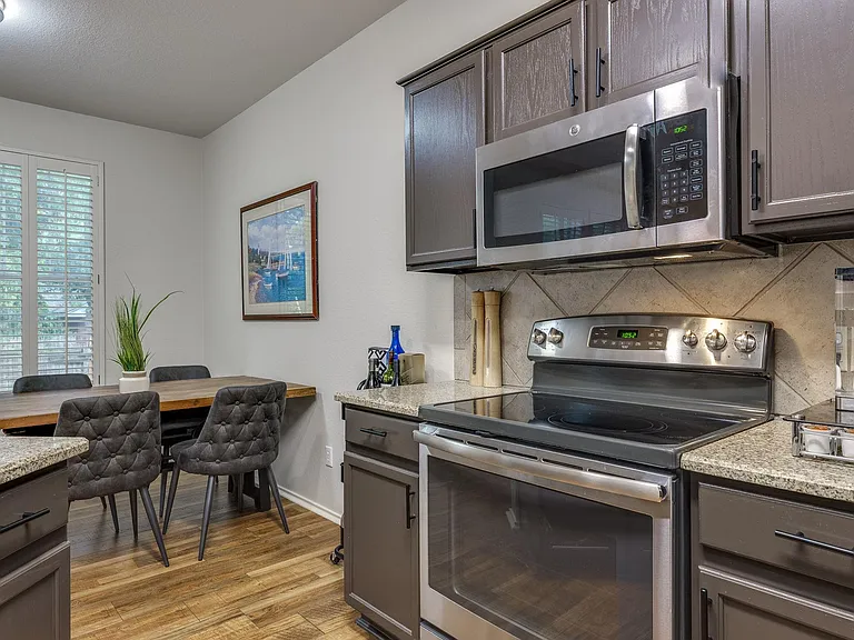 4501 Whispering Valley Dr #3 — Photo 20