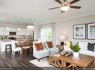 105 Oldenburg Dr, Summerville, SC 29486