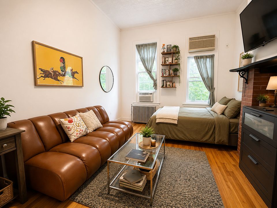 1st image of 60 Diamond St #1R