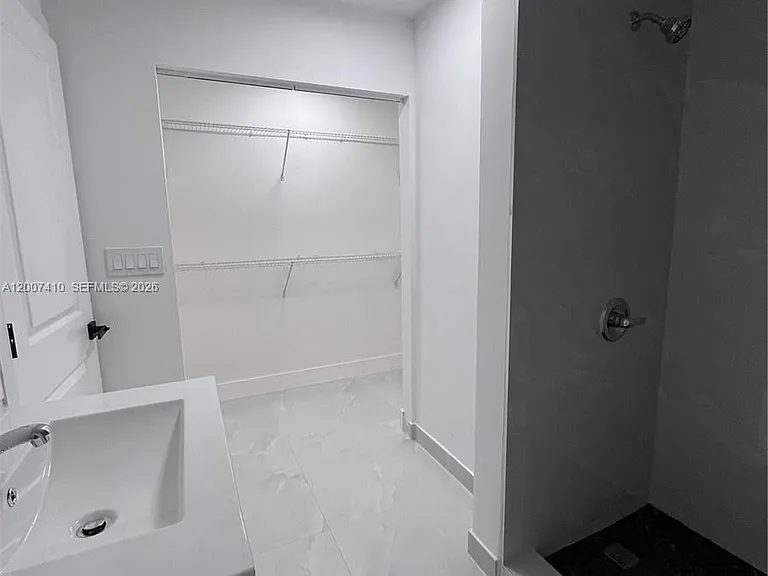 10058 SW 156th Ct — Photo 7