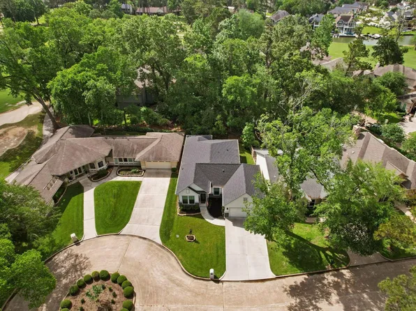 13211 Doral Cir, Montgomery, TX 77356