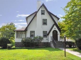 16 Emerson Ave, Harrison, NY 10528