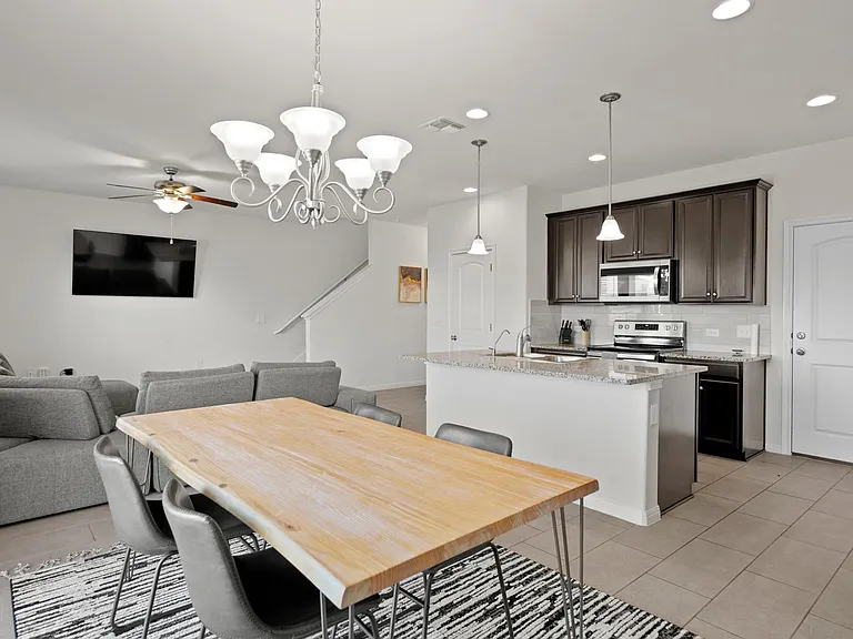 13005 Foreston Dr — Photo 14