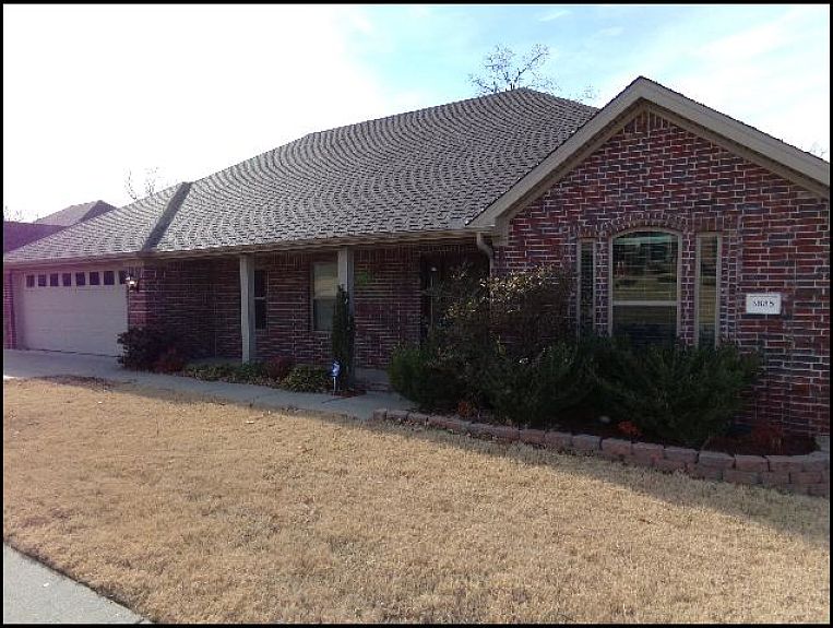 1st image of 3885 Glendale Dr