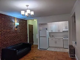 Rented by CENTURY 21 Sunny Gardens Realty, Inc.