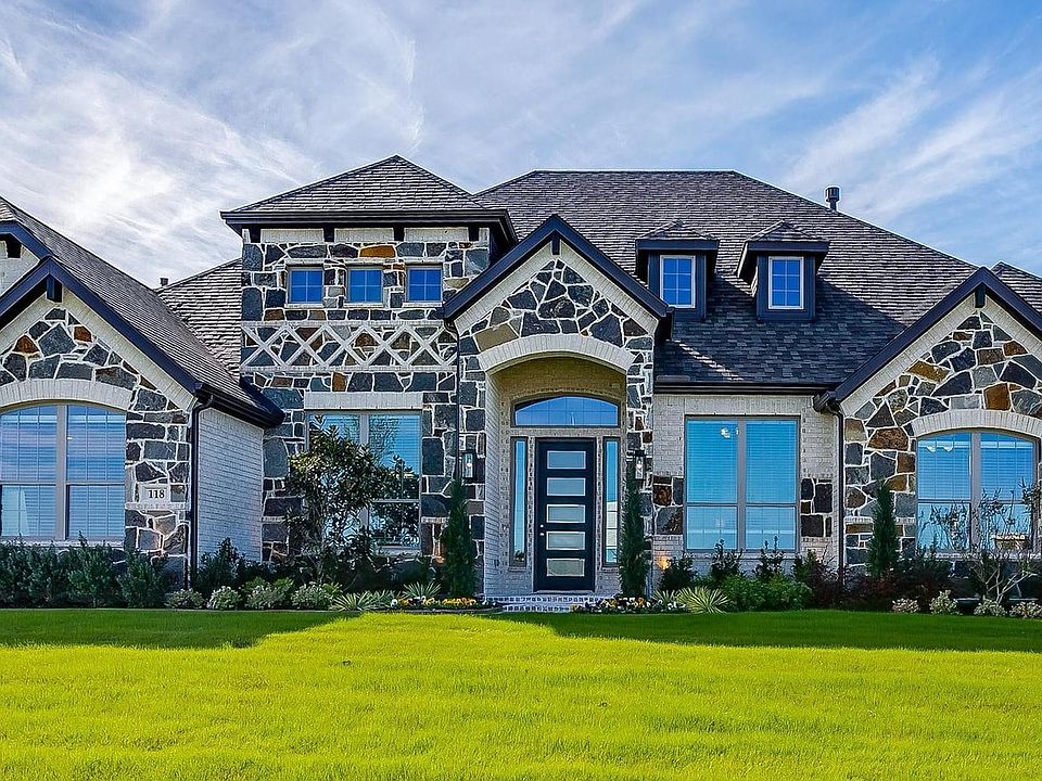 1st image of 118 Endowment Ln