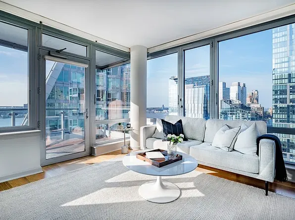 601 W 57th St, New York, NY