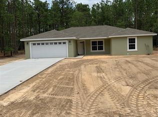 9207 N Commodore Dr, Citrus Springs, FL 34434