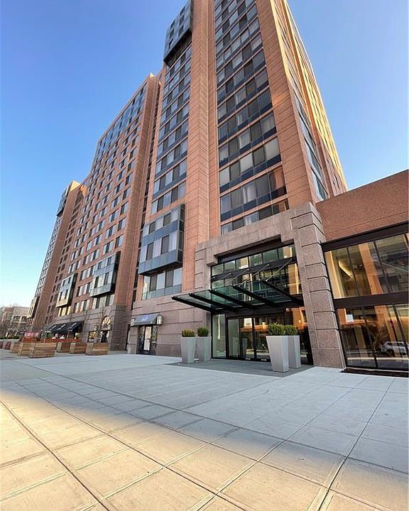 1st image of 4 Martine Ave APT 814
