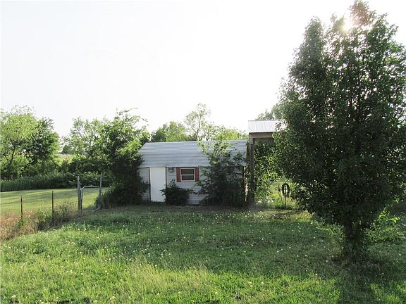 5th image of 9814 County Road 800