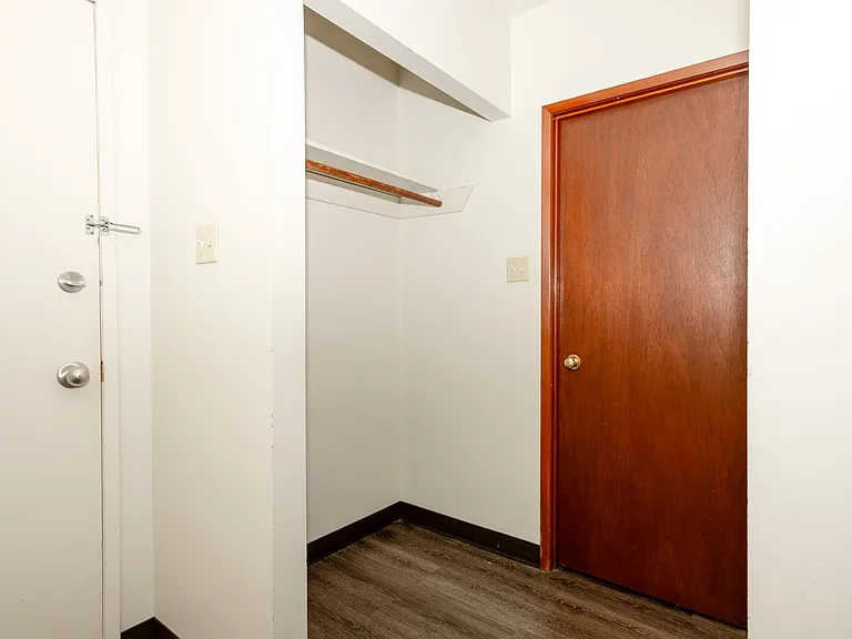 1051 Taylor Ave — Photo 25