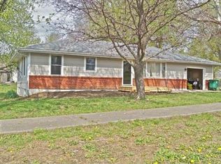 200 N Washington St, Freeman, MO 64746