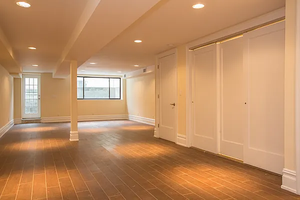 Sold by Garfield Realty  | media 14