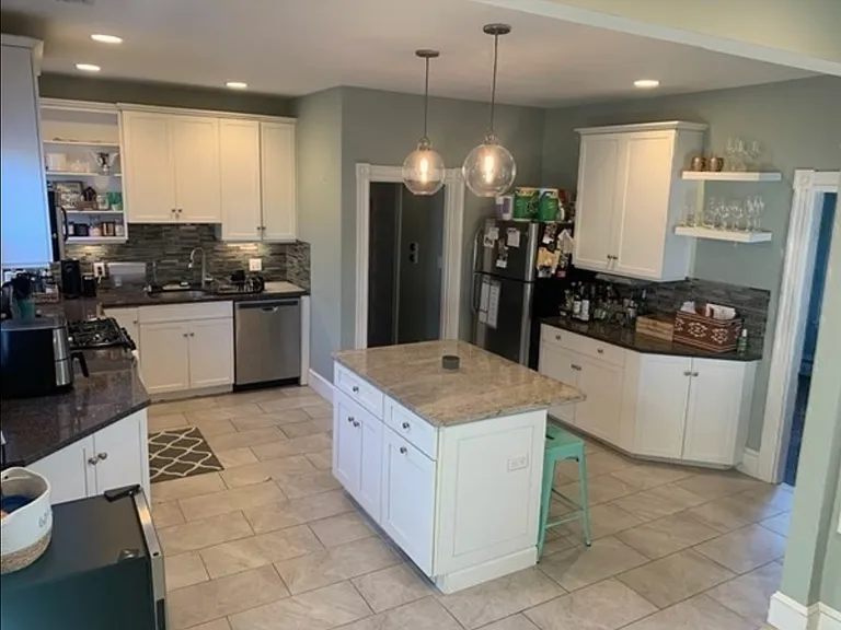 254 E Cottage St #3 — Photo 25