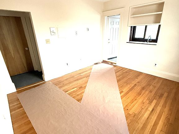5th image of 82 Verchild St #2A