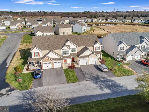 3rd image of 107 Caitlins Way #225