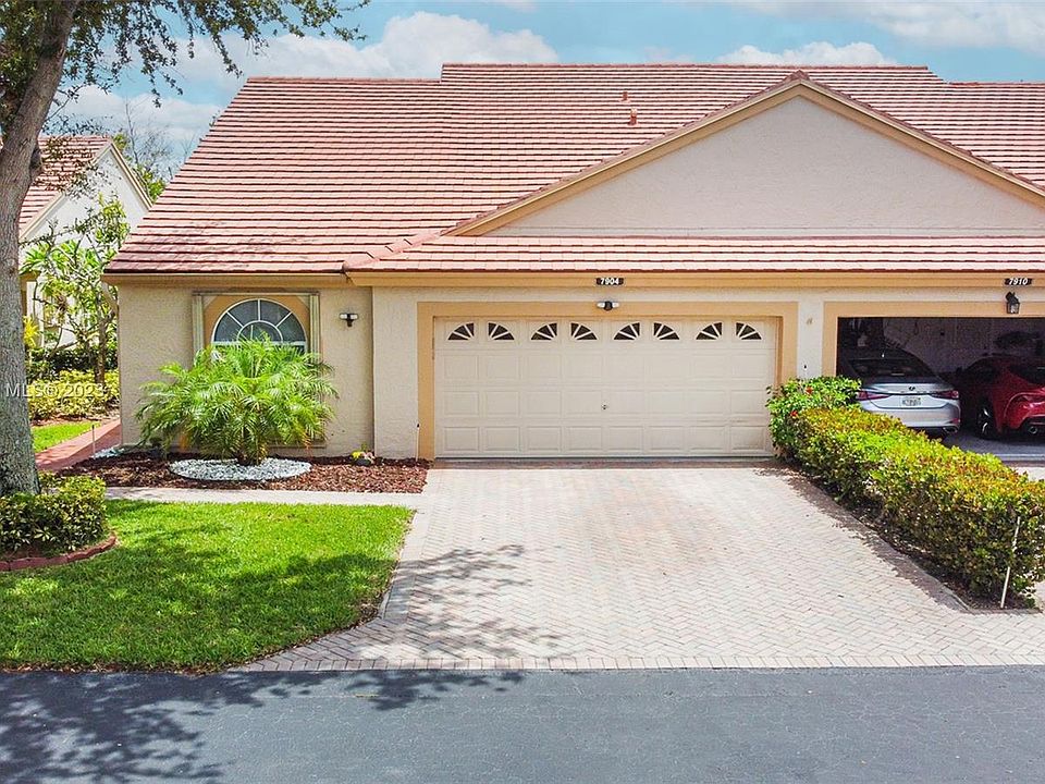 1st image of 7904 Coral Pointe Dr