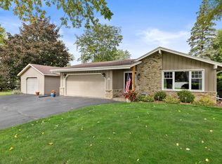S76W14378 McShane Dr, Muskego, WI 53150