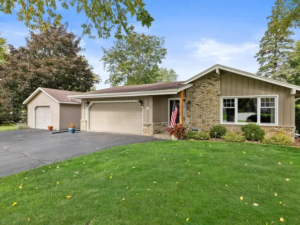 S76W14378 McShane DRIVE, Muskego, WI 53150