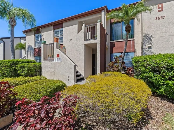 2597 Countryside Blvd APT 111, Clearwater, FL 33761