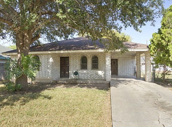 3rd image of 2104 S 30th 1/2 St