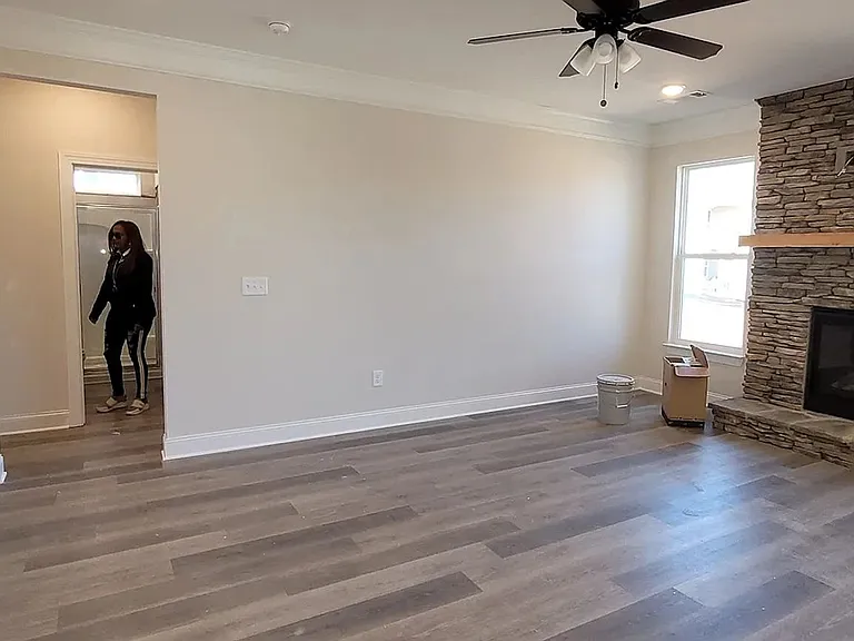 6836 Benjamin Dr — Photo 14