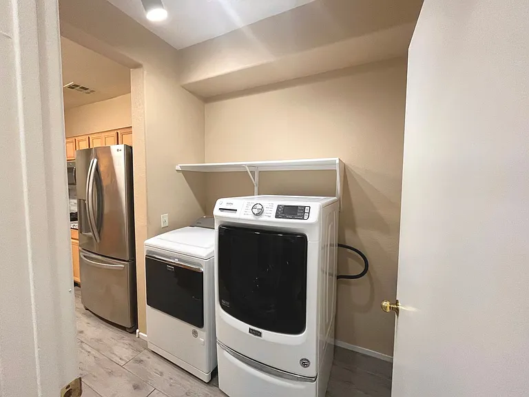 673 Peachy Canyon Cir #103 — Photo 45