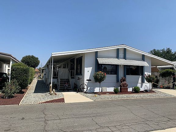 4th image of 1525 W Oakland Ave Space 37