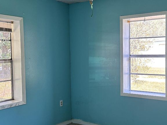 2nd image of 19655 Barfield Rd