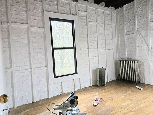 Rented by NYC REALTY GROUP 693 | media 1