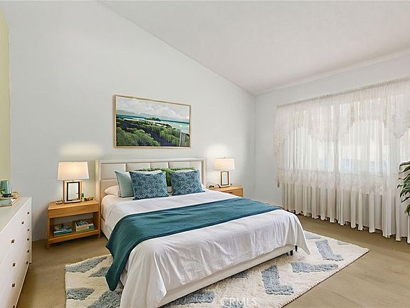 4th image of 672 La Quinta Dr