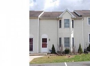 62-5 Mint Tier Ct, Reading, PA 19606