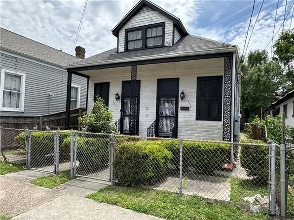 433 Homer St, New Orleans, LA 70114