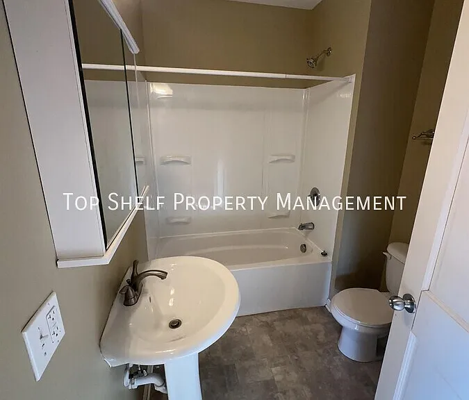 4148 Mattern Ave — Photo 7
