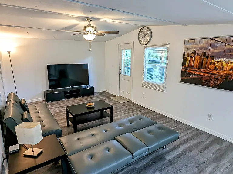 11625 Rancho Dr — Photo 1