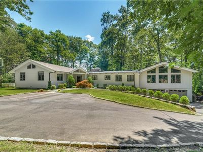 79 Llewellyn Dr, New Canaan, CT, 06840