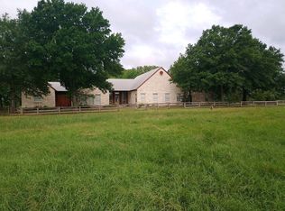10377 N Highway 77, Lexington, TX 78947