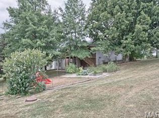 207 Washington Heights Dr, Washington, MO 63090