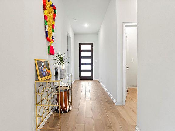 4th image of 1016 Calendula Trl