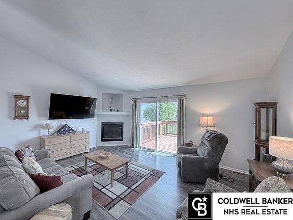 3rd image of 18039 Sunridge St