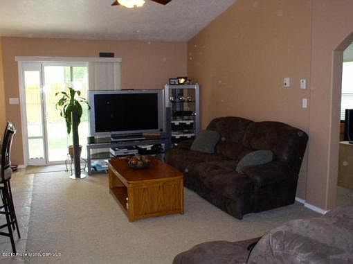 3rd image of 4930 Leslie Pl
