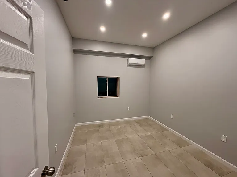 762 Seaview Ave #2 — Photo 4