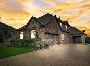 2702 Mona Vale Rd, Trophy Club, TX 76262