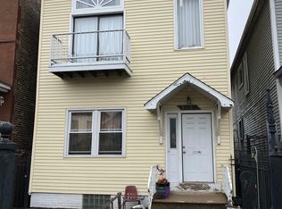 2439 W Fillmore St, Chicago, IL 60612