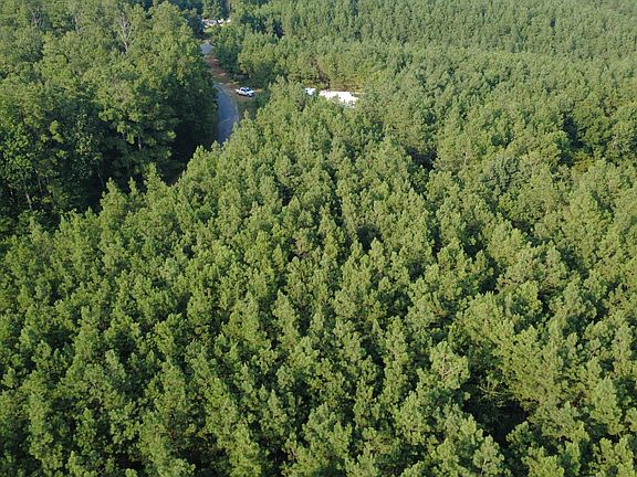 2nd image of 1 Rockhouse Rd