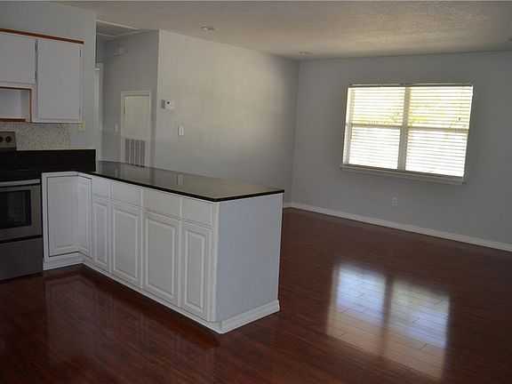 5th image of 7150 7th St N