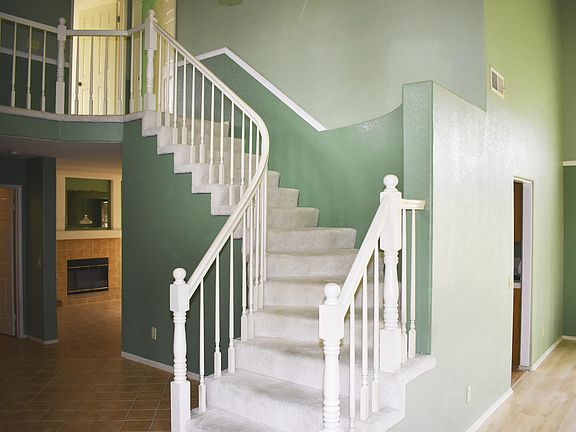3rd image of 422 E Avenue J9