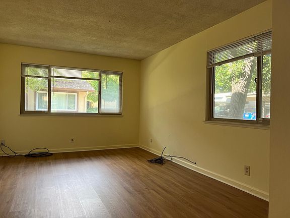 living room - this makes it look more yellow than it is.