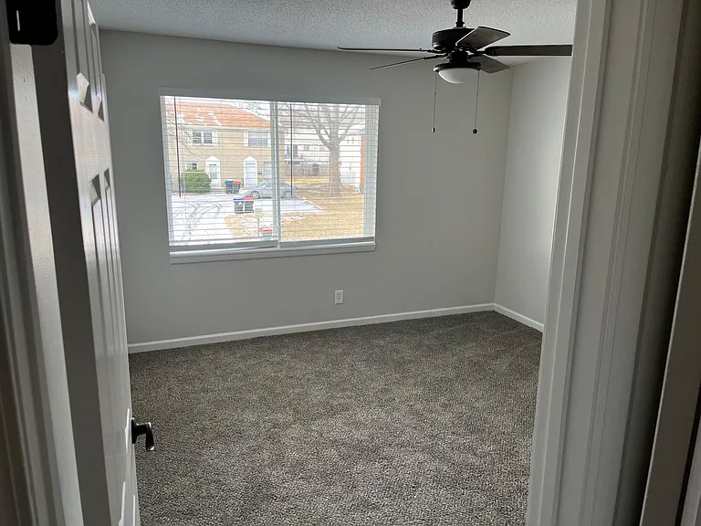 9429 Reeder Dr — Photo 3